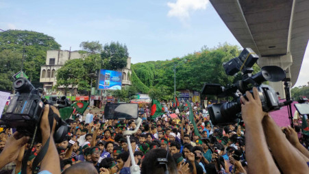 Quota protest spreads as students announce nationwide 'Bangla Blockade'