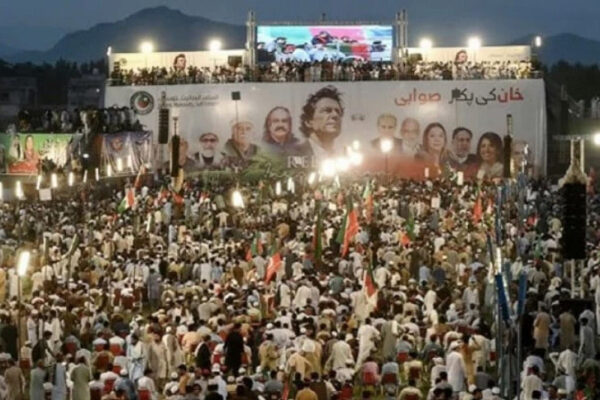 The people of Pakistan are in turmoil, protesting for the release of world-renowned cricket legend and former Prime Minister Imran Khan. Pakistan’s political landscape has especially heated up following the election of Republican candidate Donald Trump as President in the United States. The issue has sparked intense debate among the country’s ministers and opposition leaders.